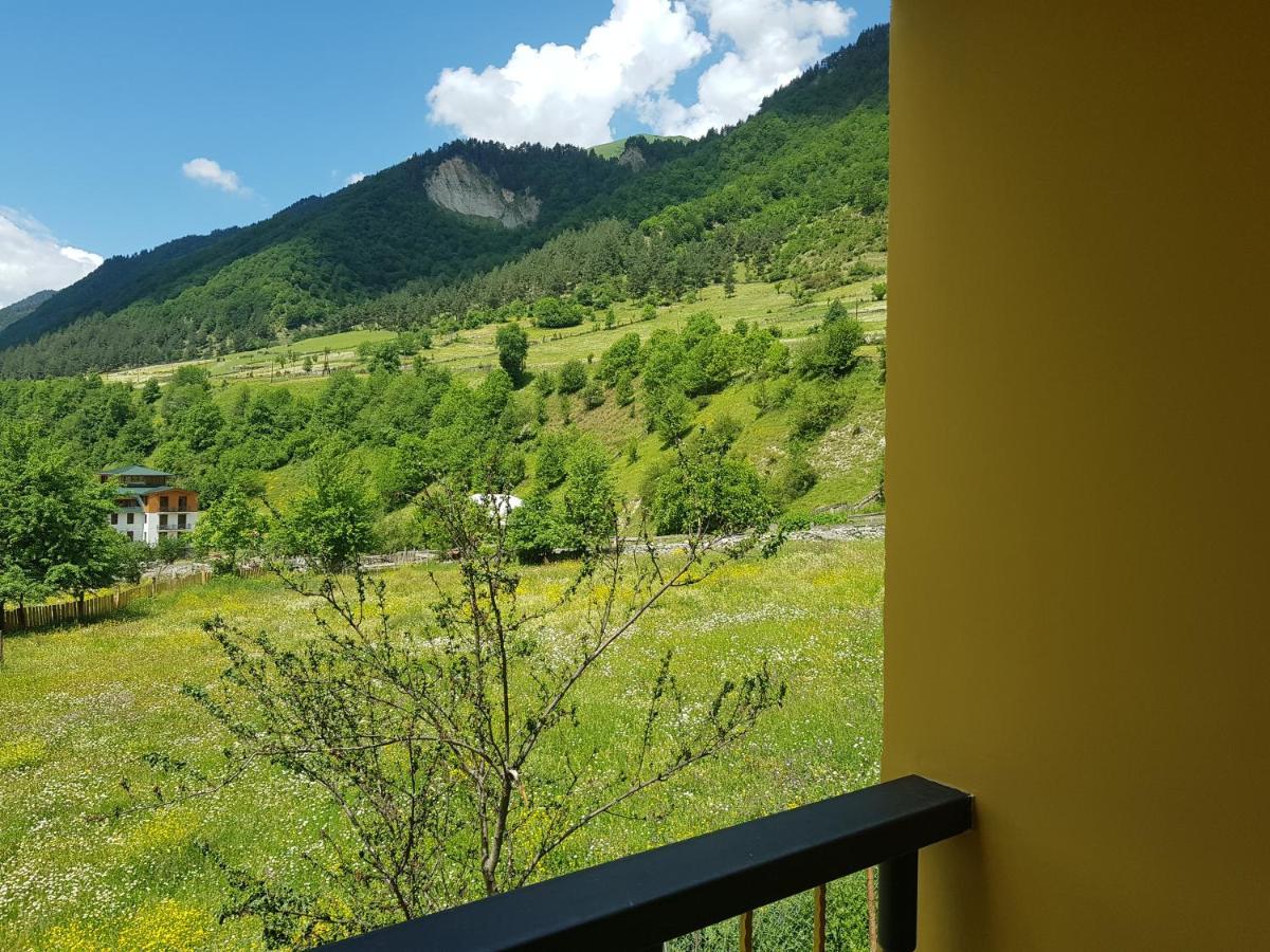 Hilltop Mestia Exterior foto